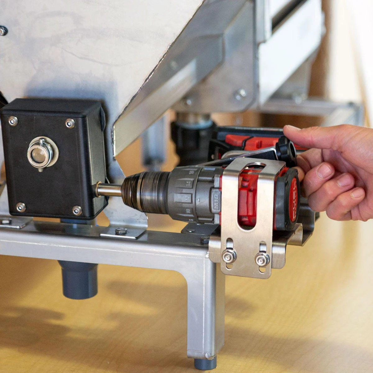 cordless-drive-drill-attachment-bio-extractor-x100.webp Cordless Drive/Drill Attachment for Bio-Extractor X100