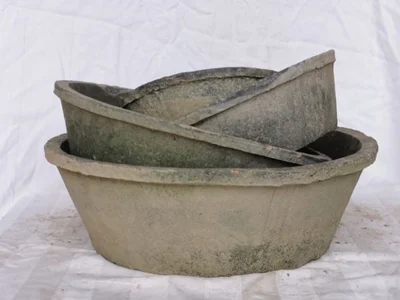 newbury-terra-cotta-farm-pot-mossed-blackstone-10-quot.webp Newbury Terra Cotta Farm Pot, Mossed Blackstone - 10"